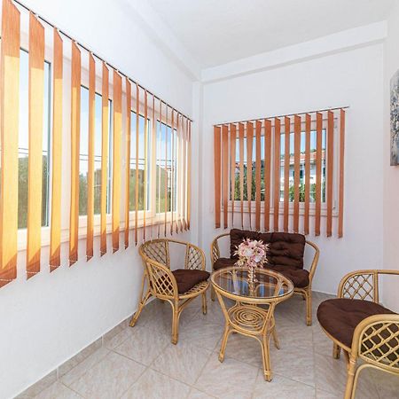 Gorgeous Apartment In Marina With Wifi Buitenkant foto